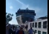 Msc Opera choca contra un barco fluvial y un muelle en Venecia