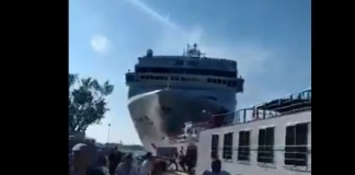 Msc Opera choca contra un barco fluvial y un muelle en Venecia