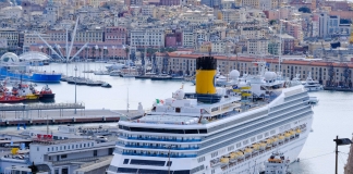 Las líneas de cruceros firman el Acuerdo Azul en Génova.