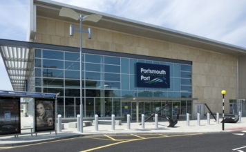 Puerto de Portsmouth instala scáner de temperatura para pasajeros