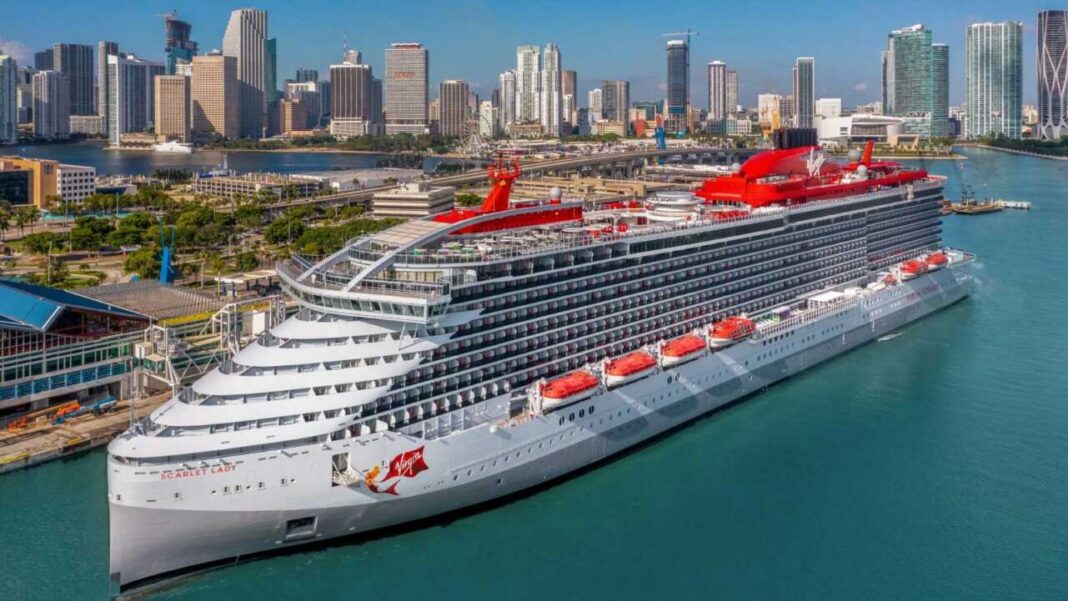 El-Scarlet-Lady-en-el-puerto-de-Miami.-Foto-Virgin-Voyages