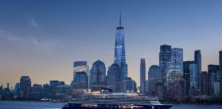 Explora Journeys celebró el bautismo del Explora I en la ciudad de Nueva York