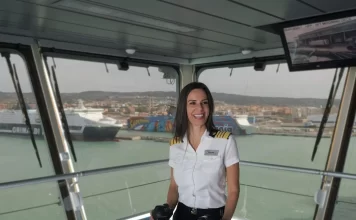 La Capitnana Kate McCue se despide de Celebrity Cruises