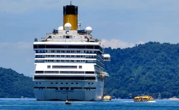 El Costa Fortuna se despide de Costa Cruceros tras más de dos decádas de servicio